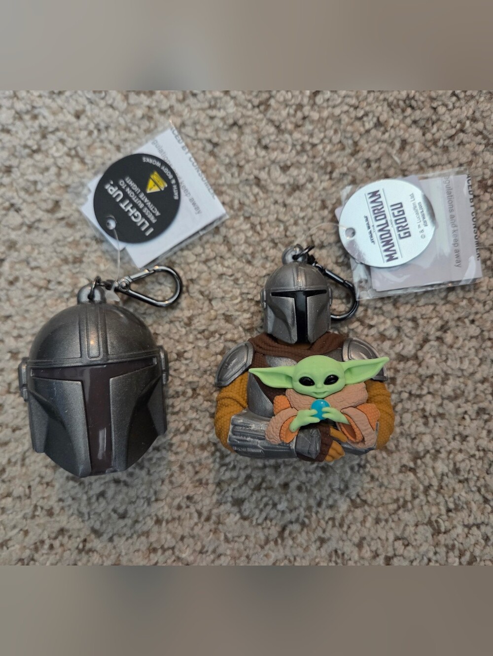 2pc SET Bath & Body Works Mandalorian Light- up Pocketbac holders helmet & Grogu